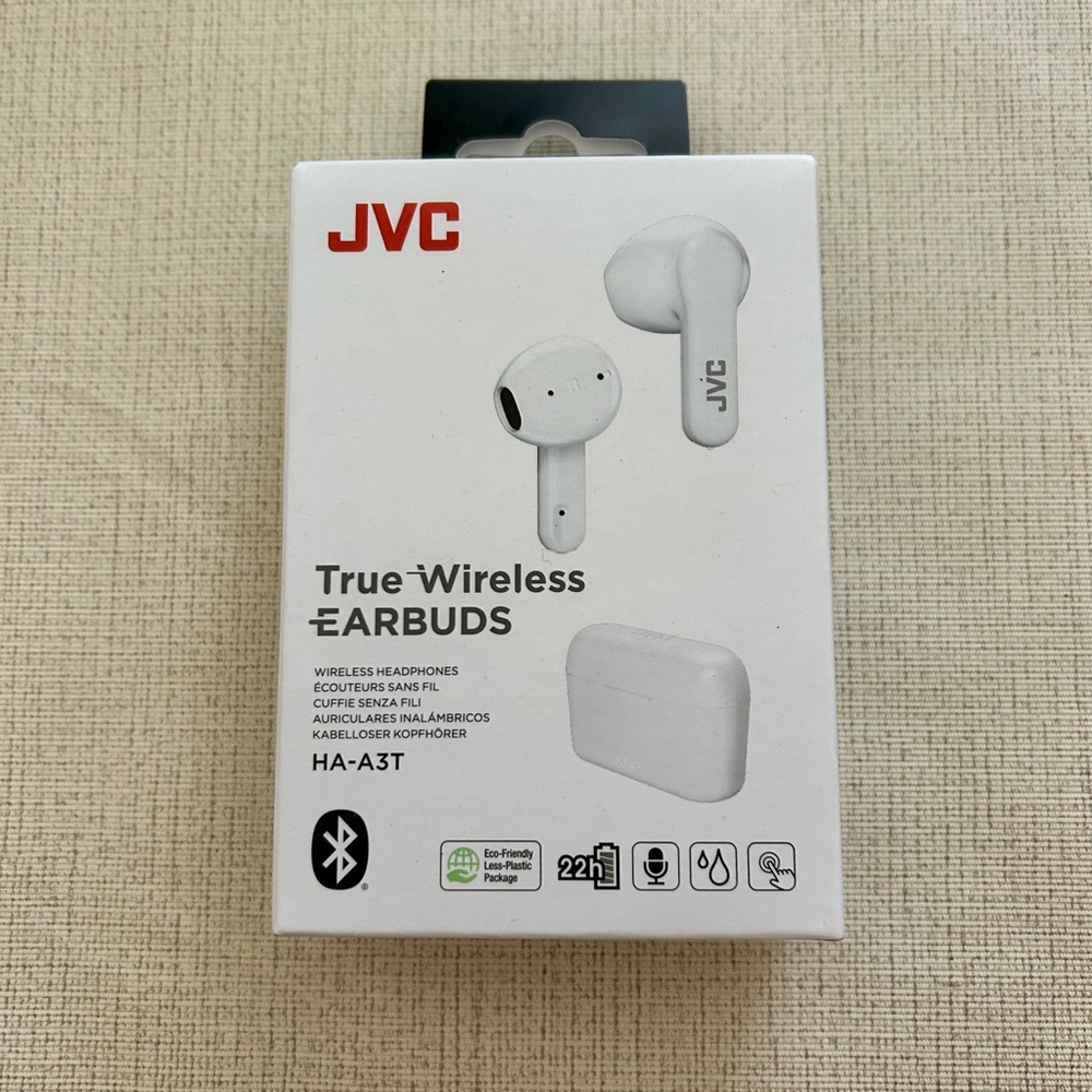 New- JVC TRUE Wireless Earbuds Waterproof IPX4 22 Hour Battery